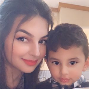 Meet your Posher, Anna